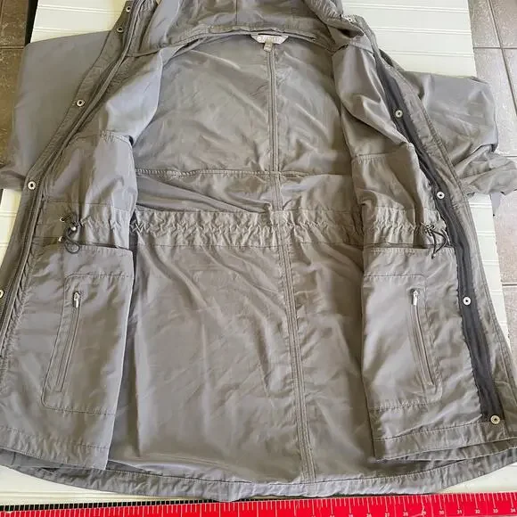Athleta Khaki Rainfall Swing Zip Up Jacket size L/XL